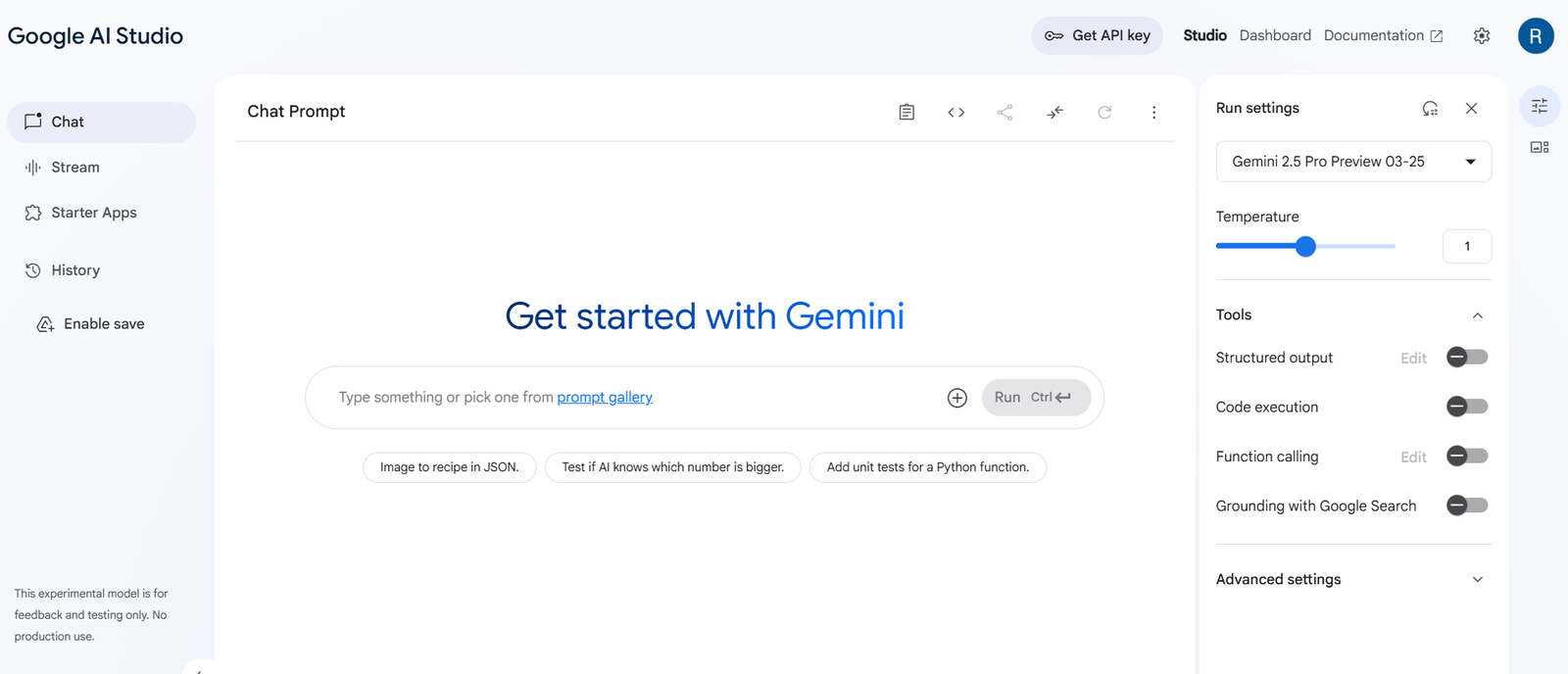 الدخول إلى Google AI Studio واختيار نموذج Gemini 2.5 Pro