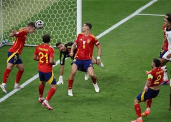 مباراة اسبانيا و انجلترا