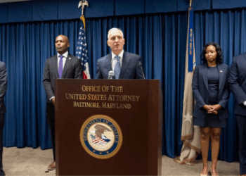 الاستخبارات الأميركية تتهم روسيا والصين وإيران بمحاولة التأثير على الانتخابات الرئاسية...