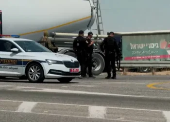 بالتفصيل... مقتل ثلاثة إسرائيليين على يد سائق شاحنة اردني