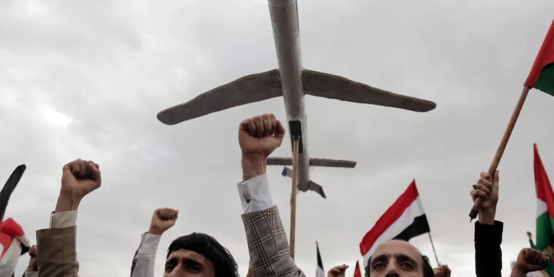 الحوثيون يتوعدون بتصعيد الهجمات ضد إسرائيل