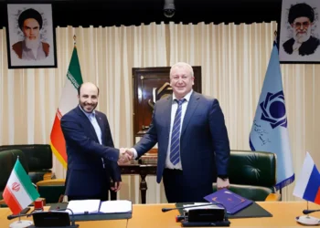 إيران وروسيا تربطان أنظمتهما المصرفية