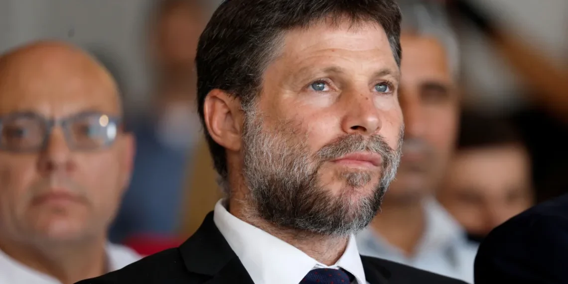 سموتريتش يدعو لتقليص سكان غزة إلى النصف