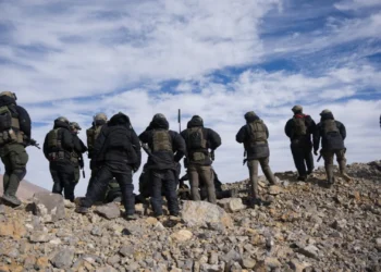 إسرائيل تلغي اتفاقية فض الاشتباك مع سوريا وتتوغل في الجولان بعد هروب الأسد