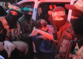 تصعيد الاتهامات بين نتنياهو وكاتس وتهديد مفاوضات الأسرى مع حماس