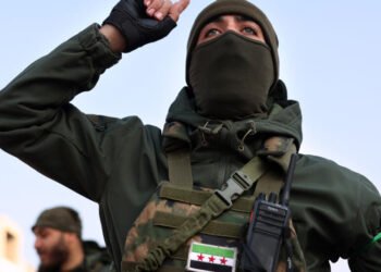 "حمص" تحت راية المعارضة: حدث تاريخي يهز سوريا