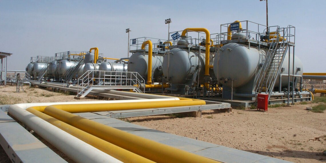 التحديات النفطية في سوريا ومساعدات دولية جديدة بعيداً عن الإدارة الجديدة