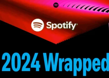 صورة توضح تقرير Spotify Wrapped 2024 مع قائمة الأغاني والفنانين الأكثر استماعًا لهذا العام.