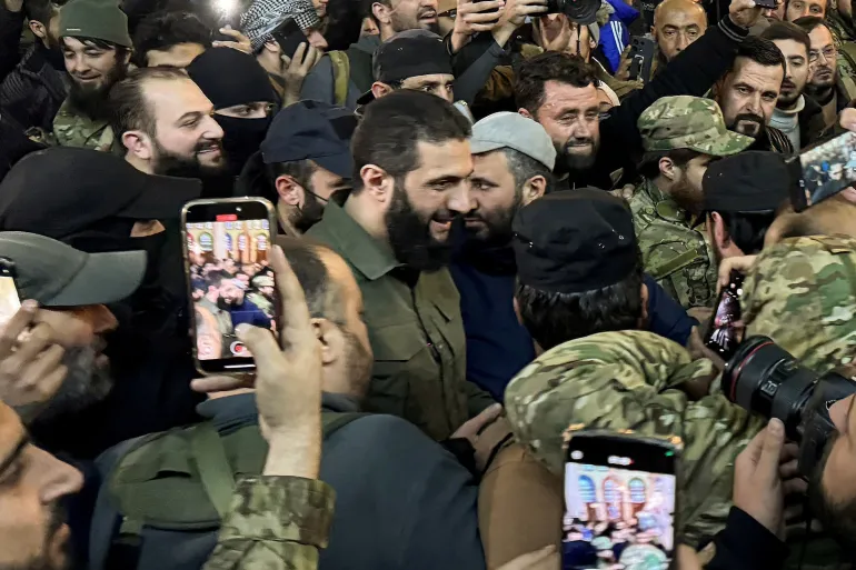 هيئة تحرير الشام وسوريا الجديدة: رؤية أميركية لمنع الانزلاق إلى الفوضى