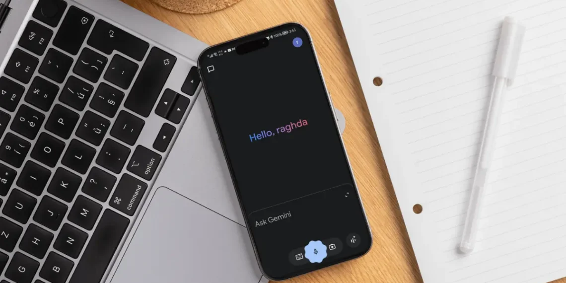 صورة تعبيرية توضح كيفية استخدام إضافة Utilities في Gemini للتحكم في الهاتف بالأوامر الصوتية، مثل ضبط المنبهات والتقاط الصور.