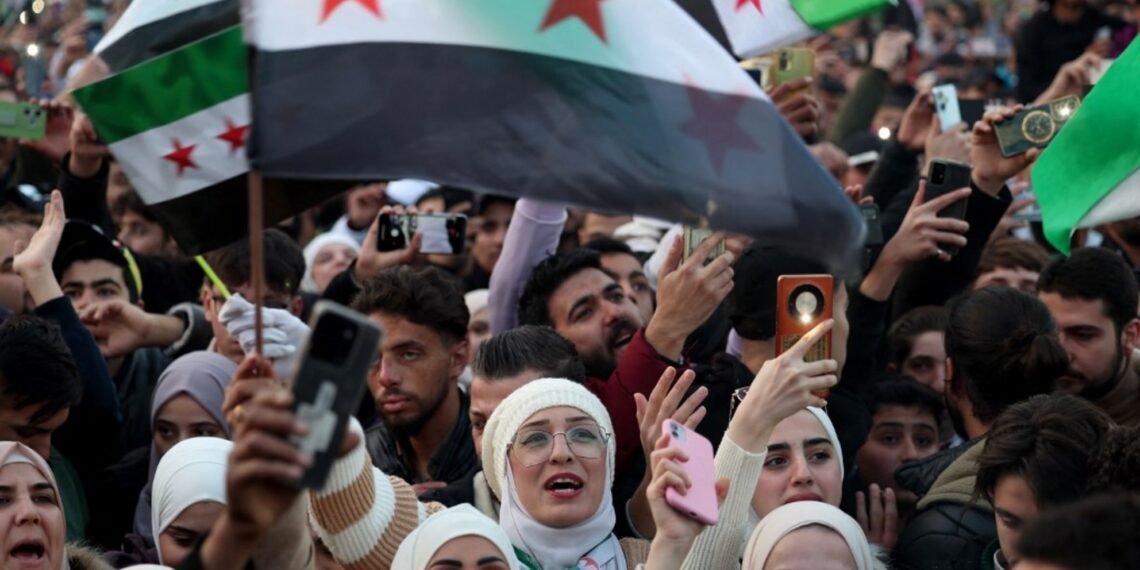 واشنطن تخفف القيود المالية والإنسانية على سوريا: خطوة نحو دعم الإعمار