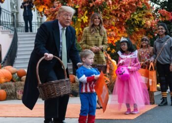 ترامب يسعى لإنهاء حق المواطنة بالولادة: جدل دستوري وسياسي واسع