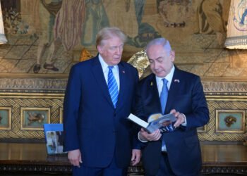 ترامب يضغط على نتنياهو لإتمام صفقة غزة: تحول غير مسبوق في المشهد الإسرائيلي