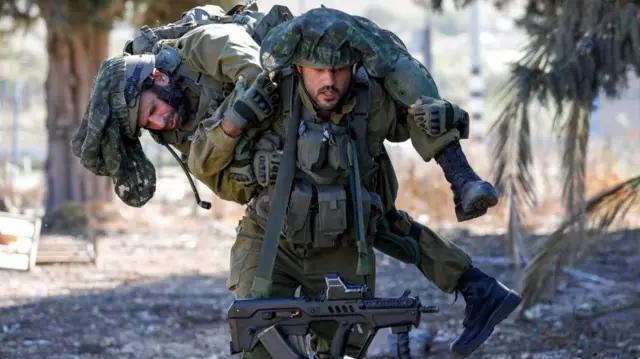 جيش الاحتلال يجري تغييرات عاجلة بعد خسائر فادحة في شمال غزة