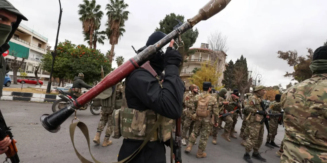 تحذيرات غربية لسوريا بشأن تعيين مقاتلين أجانب في مناصب عسكرية