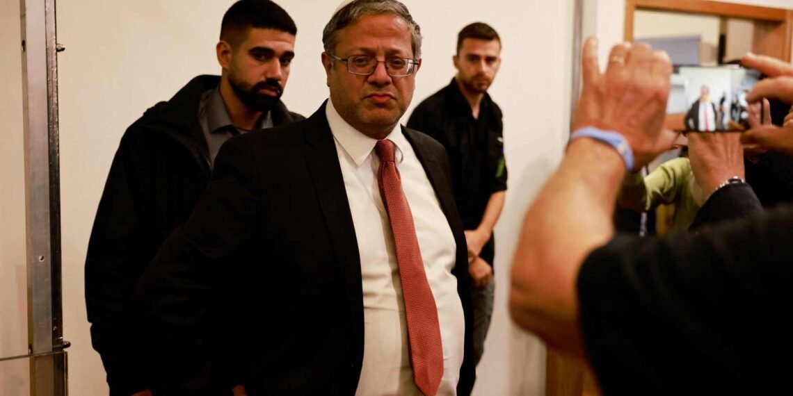 بن غفير يهدد بالاستقالة احتجاجًا على اتفاق غزة: "صفقة عار وتفريط"