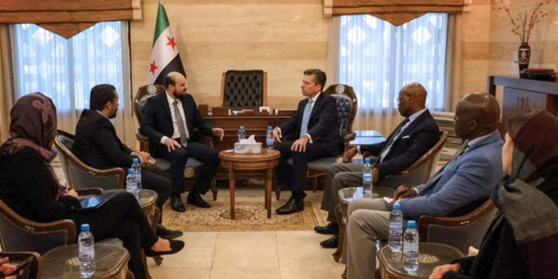 وفد أميركي يزور دمشق: خطوات نحو تخفيف العقوبات ودعم الانتقال السياسي