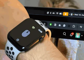 صورة توضيحية لتطبيق WowMouse وهو يعمل على ساعة أبل، مع عرض الإيماءات اليدوية المستخدمة للتحكم بجهاز Mac.