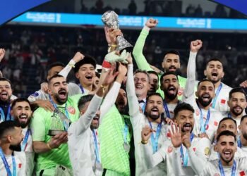 البحرين تتوج بلقب خليجي 26 بفوز مثير على عُمان