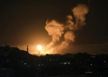 تصعيد إسرائيلي جديد في الجنوب السوري: غارات مكثفة وتوغلات برية