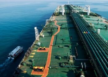 أميركا تصعّد عقوباتها ضد ناقلي النفط الإيراني إلى الصين