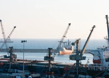 سوريا توقّع عقدًا جديدًا مع شركة فرنسية لتشغيل ميناء اللاذقية