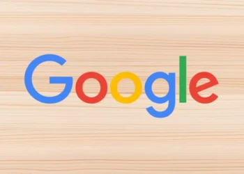 صورة توضح شعار جوجل يرمز إلى التغيير في سياسات الذكاء الاصطناعي للشركة