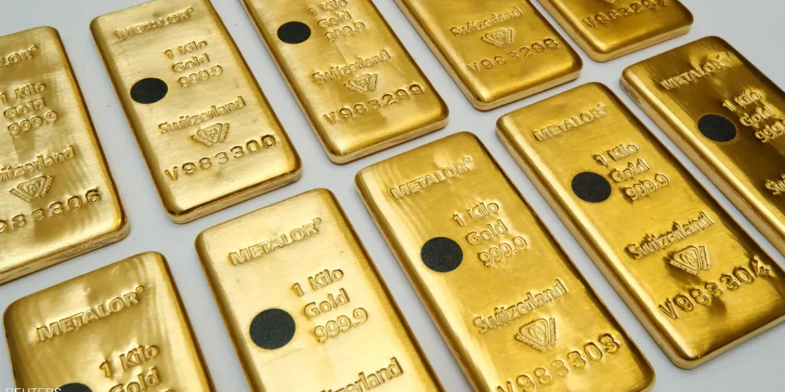 الذهب يحطم حاجز 3000 دولار للأوقية لأول مرة في التاريخ
