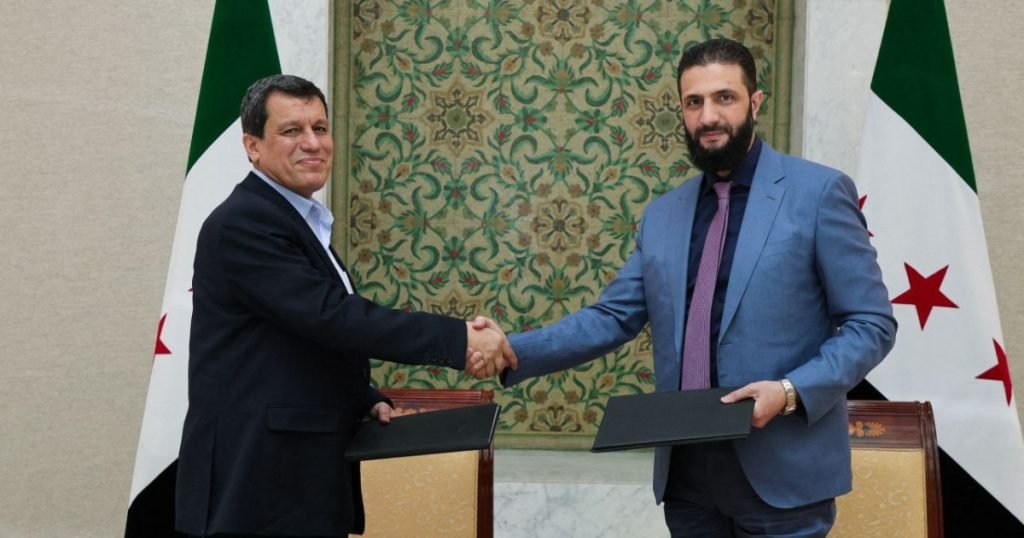 خفايا الاتفاق بين دمشق و"قسد": خطوة نحو توحيد سوريا أم بداية لصراع جديد؟