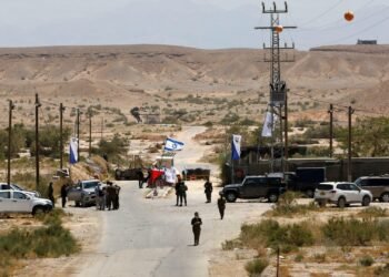 إسرائيل تقتل متسللين على الحدود الأردنية: تصعيد أمني أم حادث عرضي؟