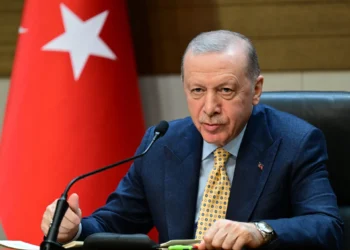 أردوغان: دعوة أوجلان لإلقاء السلاح فرصة تاريخية لإنهاء الصراع