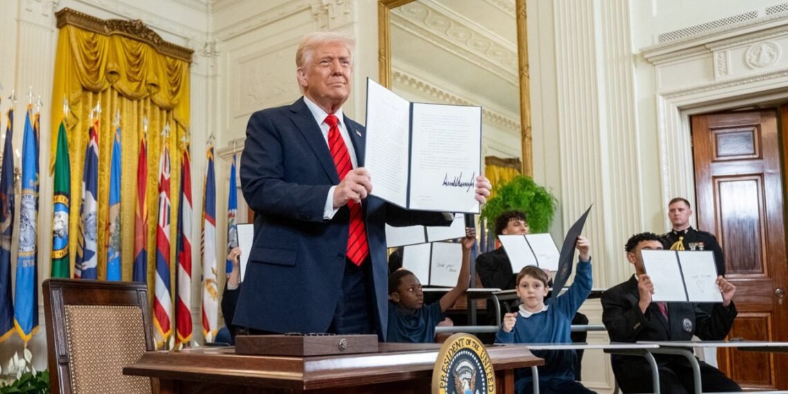 ترامب يلغي وزارة التعليم: هل تنتهي حقبة التدخل الفيدرالي؟