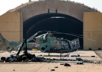 تصعيد إسرائيلي غير مسبوق: 22 طائرة تقصف جنوب سوريا بـ60 قذيفة