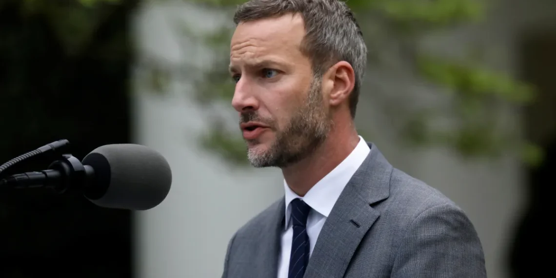 سحب ترشيح آدم بولر… مفاوضات الرهائن تثير توترات أميركية-إسرائيلية