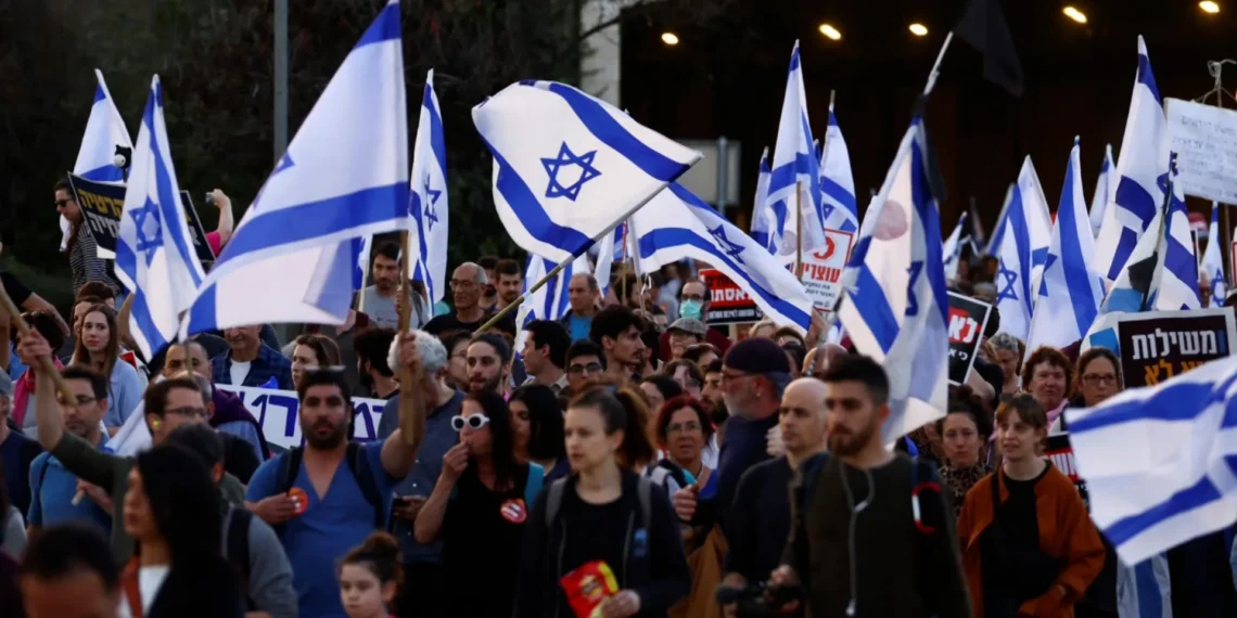 تصاعد التوتر في إسرائيل وسط تحذيرات من حرب أهلية وتصعيد عسكري في غزة