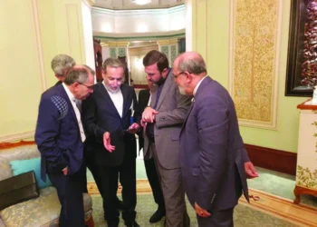 إيران تحذّر من تآكل الدبلوماسية: "التناقضات الأميركية تنسف الثقة"