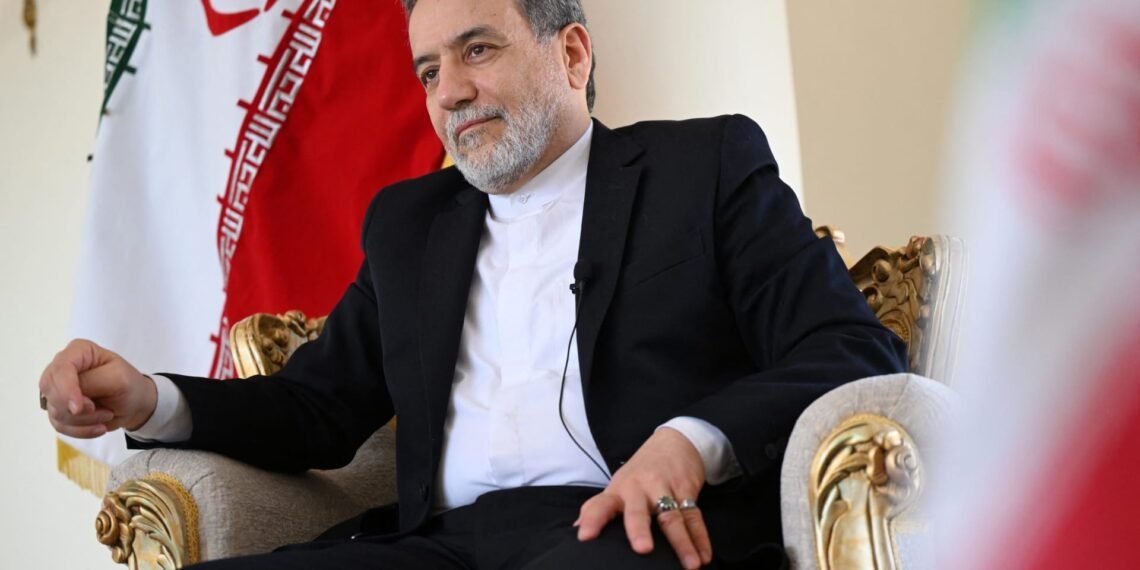 إيران ترفض لغة القوة: لا مفاوضات مباشرة تحت التهديد