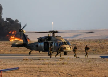 زلزال في سلاح الجو الإسرائيلي: طرد طيارين احتياطيين وقعوا عريضة تطالب بوقف الحرب