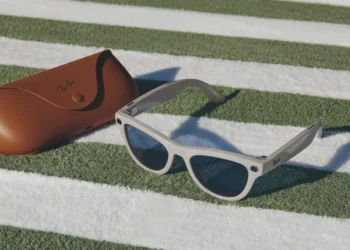 نظارات Ray-Ban بإطارات Skyler جديدة، تُظهر الترجمة الفورية واستخدام التطبيقات الذكية