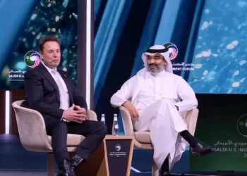 إيلون ماسك يناقش اعتماد ستارلينك وخطط الذكاء الاصطناعي والروبوتات في السعودية خلال منتدى الاستثمار في الرياض