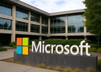 صورة افتراضية لشركة مايكروسوفت خلال إعلان تسريح 6000 موظف لدعم استثمارات الذكاء الاصطناعي