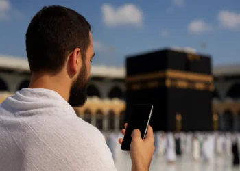 صورة توضح تفعيل شرائح إلكترونية فورية eSIM للحجاج