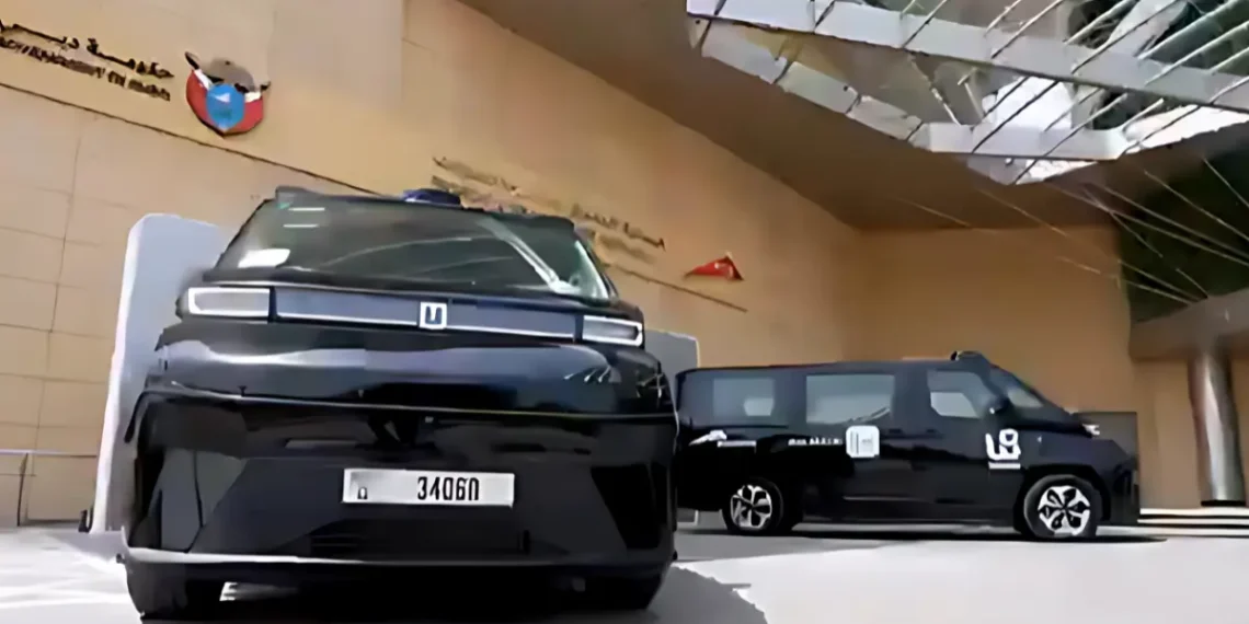 سيارة أجرة ذاتية القيادة في دبي ضمن شراكة بين أوبر وWeRide لاختبار مستقبل النقل الذكي في الإمارة
