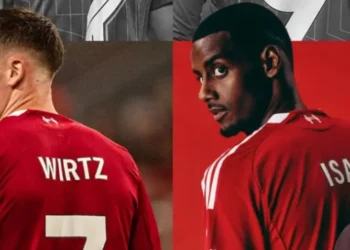 محمد صلاح ينتقد منشورًا على منصة إكس يسخر من داروين نونيز ولويس دياز بعد مغادرتهما ليفربول ويطالب باحترام أبطال الدوري الإنجليزي